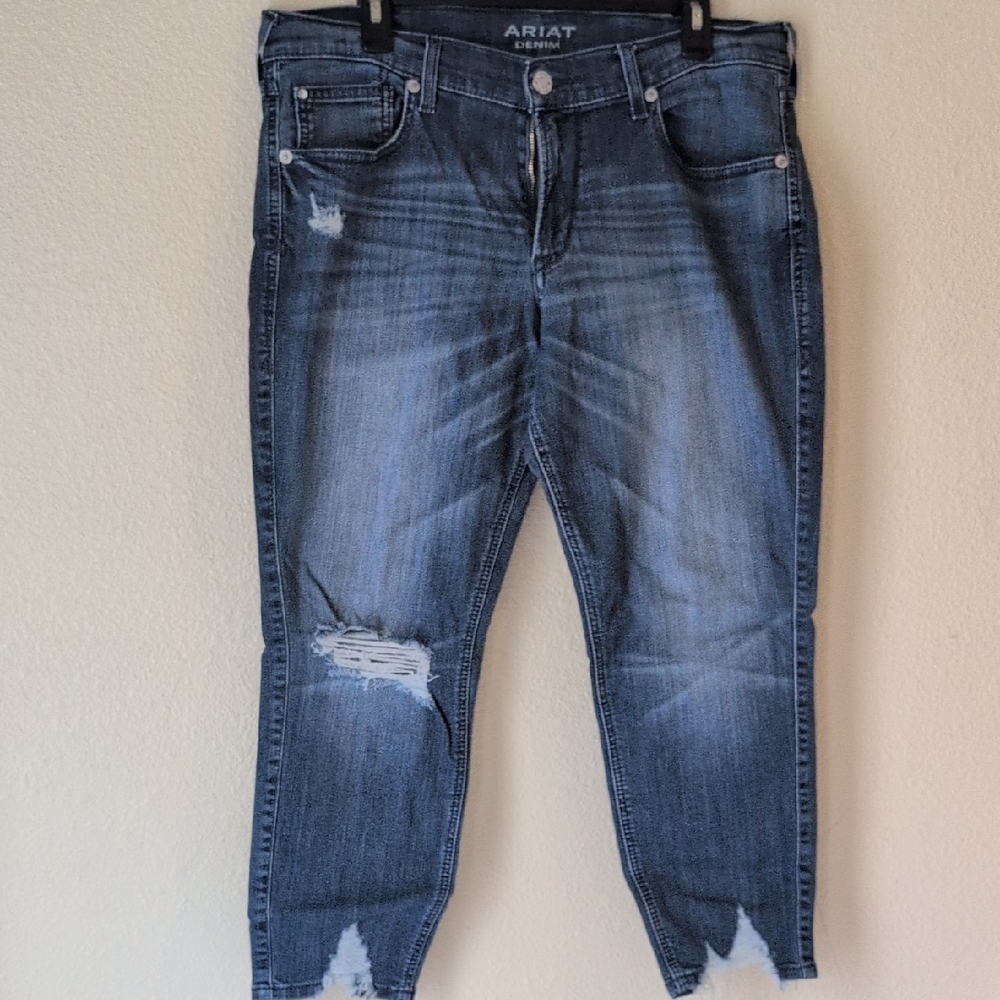 Ariat Women's Ankle Cropped Distressed Denim